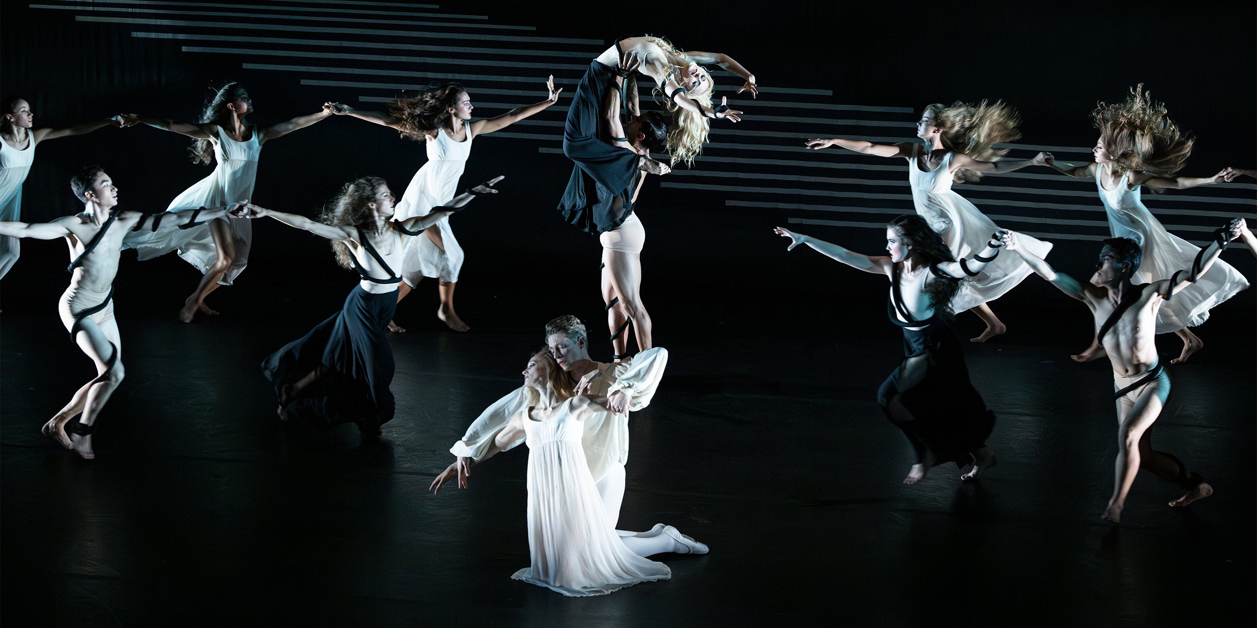 The Sarasota Ballet Performing Dante Sonata at the Linbury Theatre | Photo by Foteini Christofilopoulou

