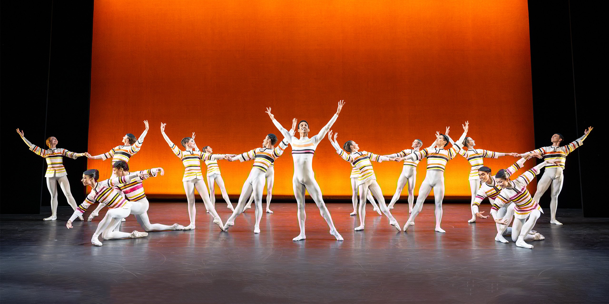 The Sarasota Ballet Performing Sinfonietta at the Linbury Theatre | Photo by Foteini Christofilopoulou
