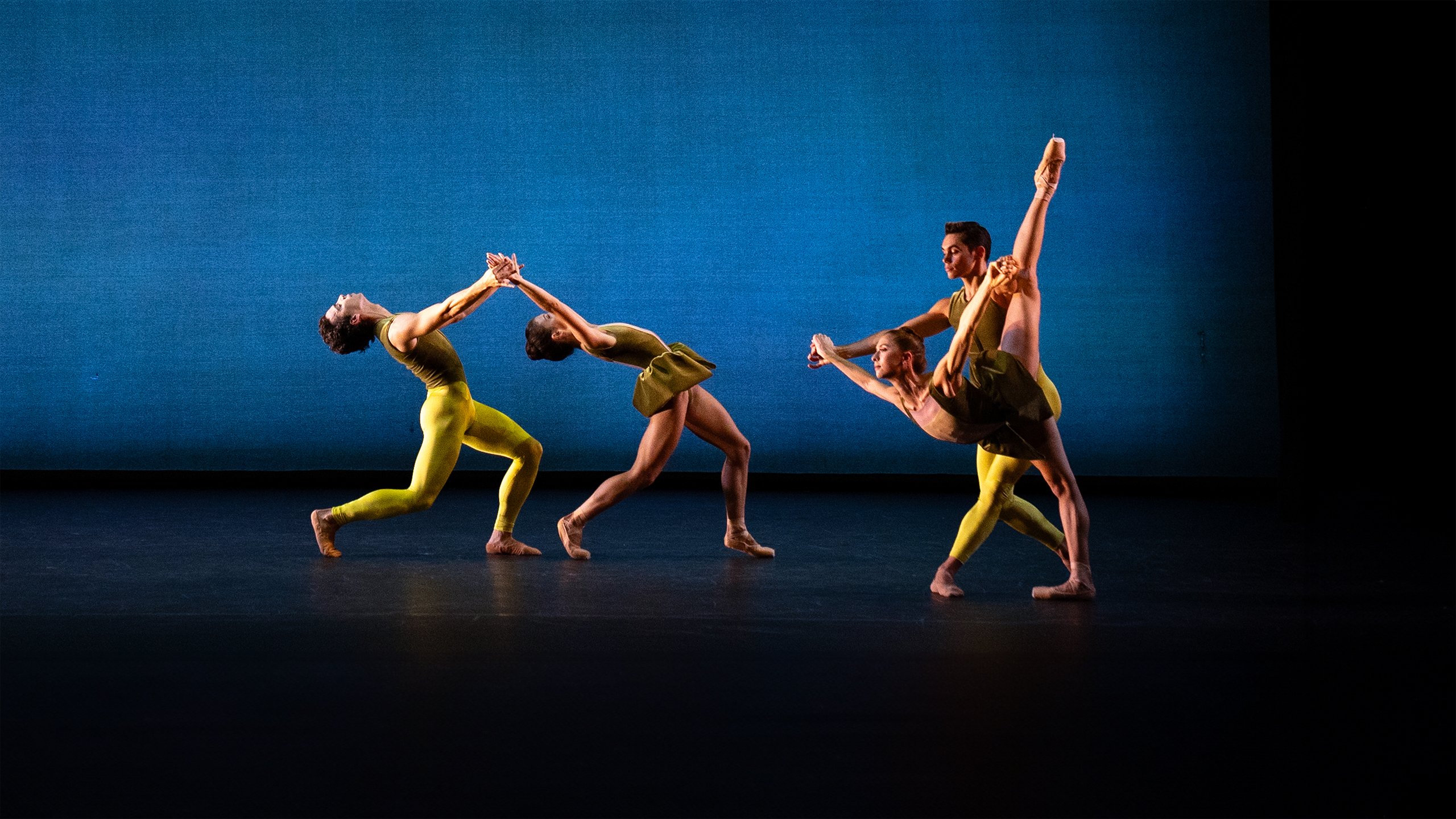 The Sarasota Ballet Performing Gemma Bond’s Panoramic Score | Photo by Mikenna Bowers
