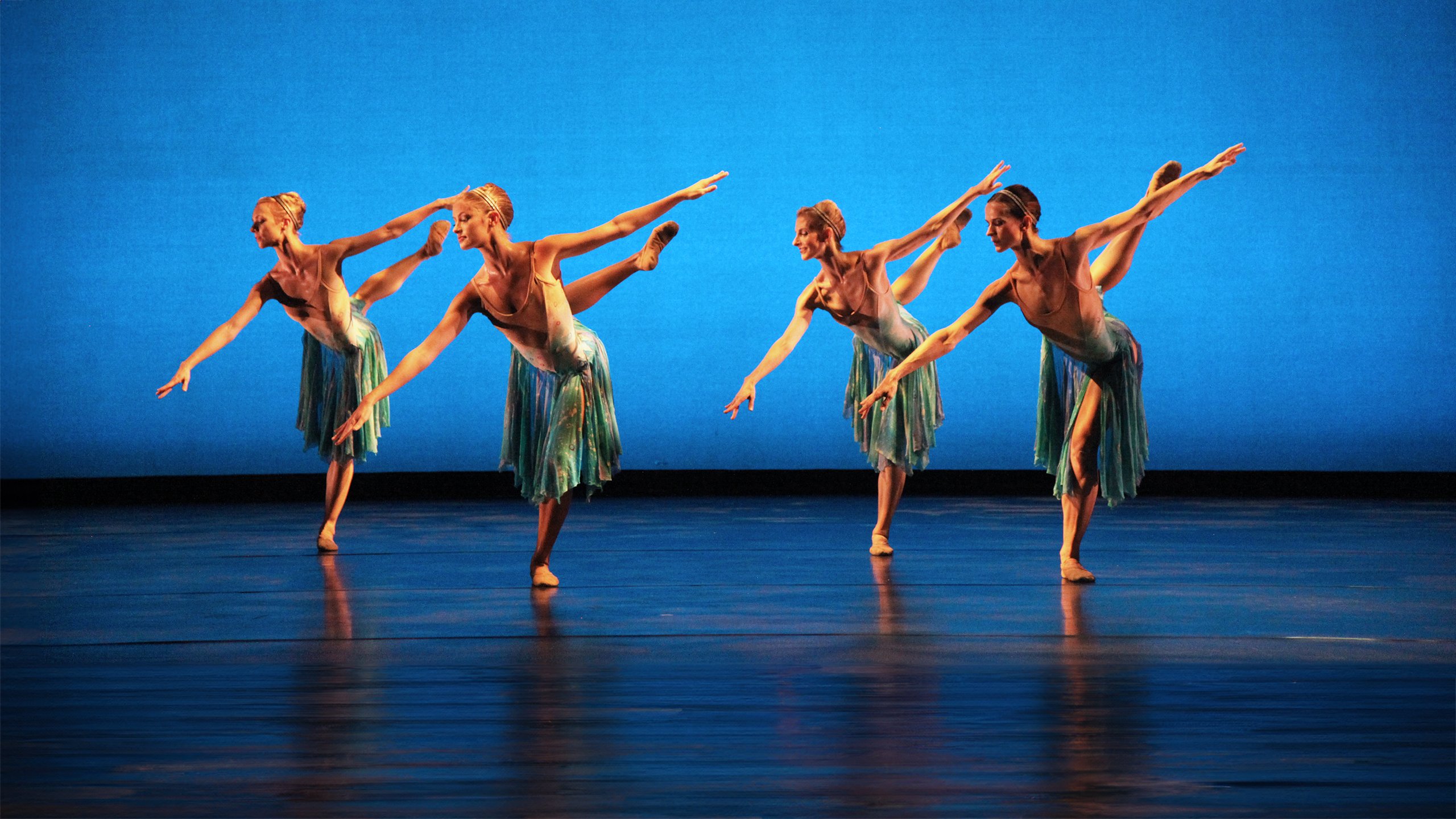 The Sarasota Ballet Performing Paul Taylor’s Airs | Photo by Frank Atura
