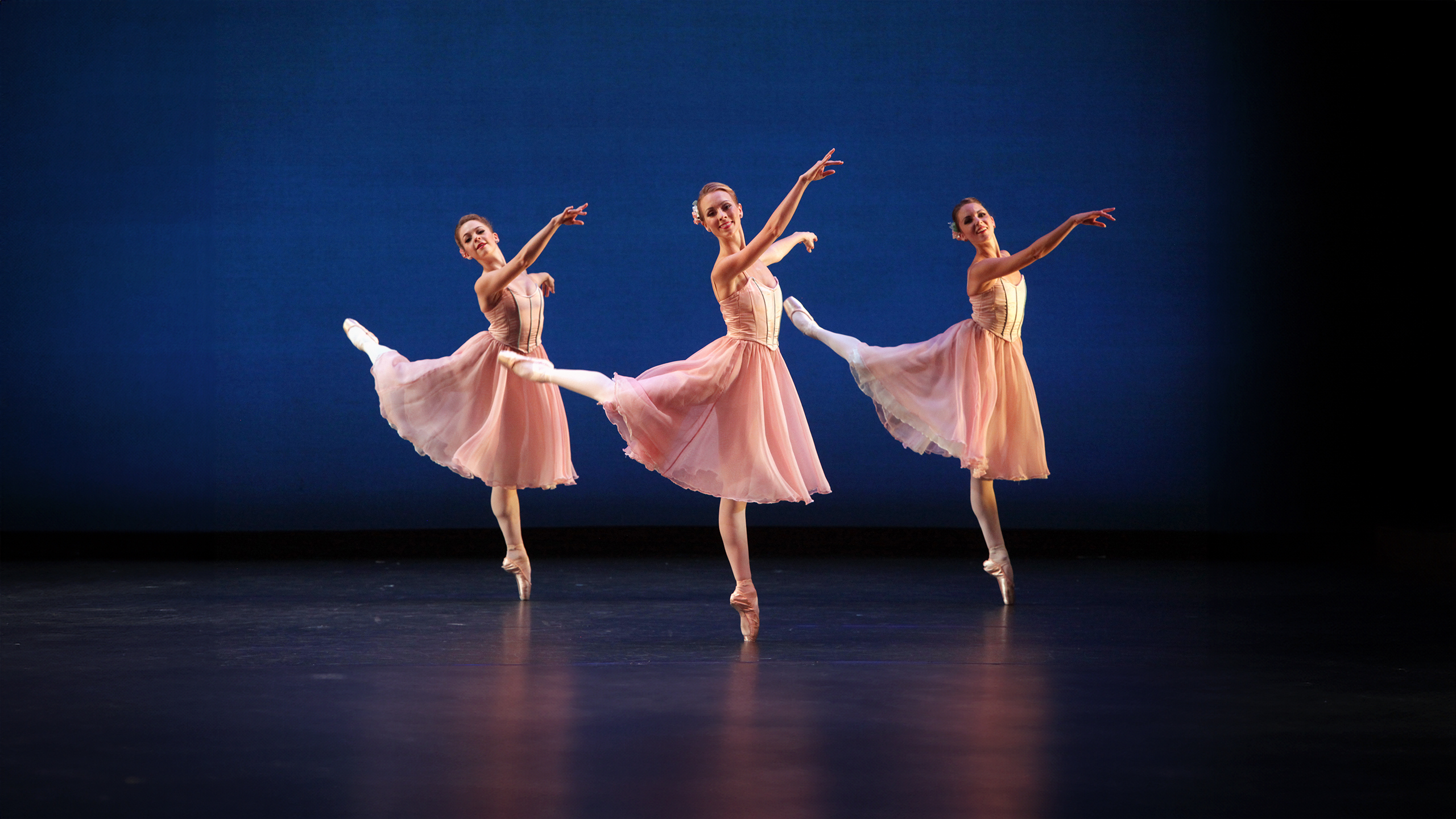 The Sarasota Ballet Performing Ricardo Graziano’s Sonata in Four Movements | Photo by Frank Atura
