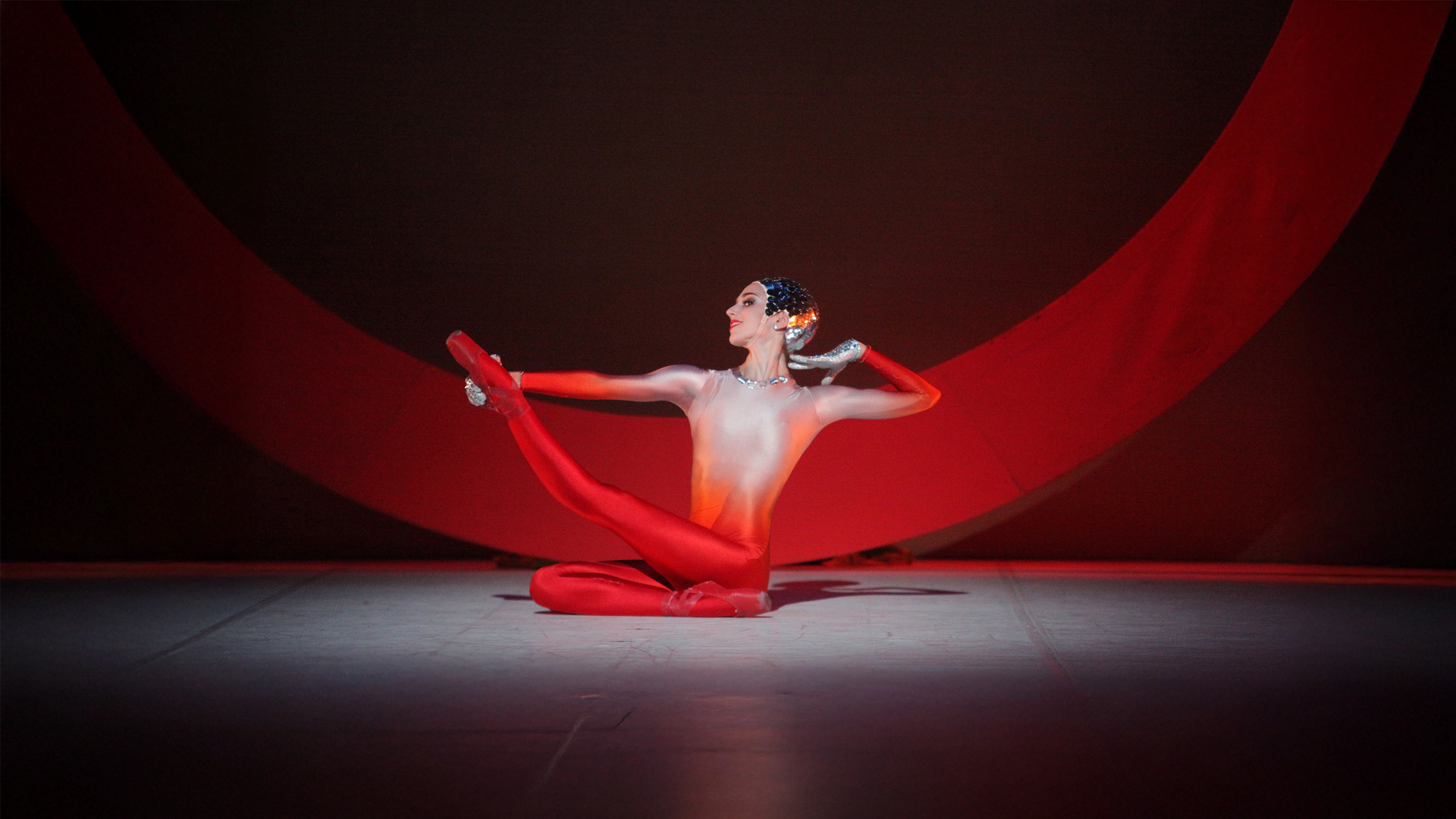 The Sarasota Ballet Performing Sir Frederick Ashton’s Jazz Calendar | Photo by Frank Atura
