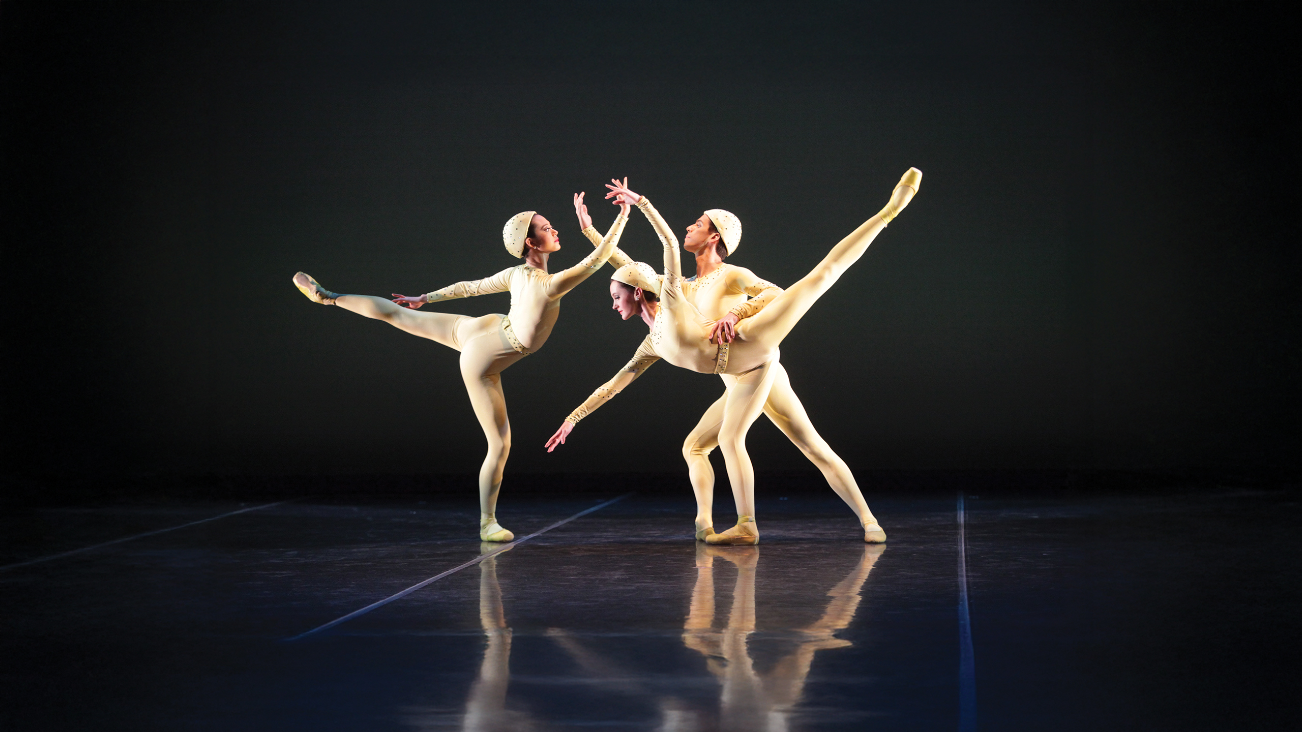 The Sarasota Ballet Performing Sir Frederick Ashton’s Monotones I | Photo by Frank Atura
