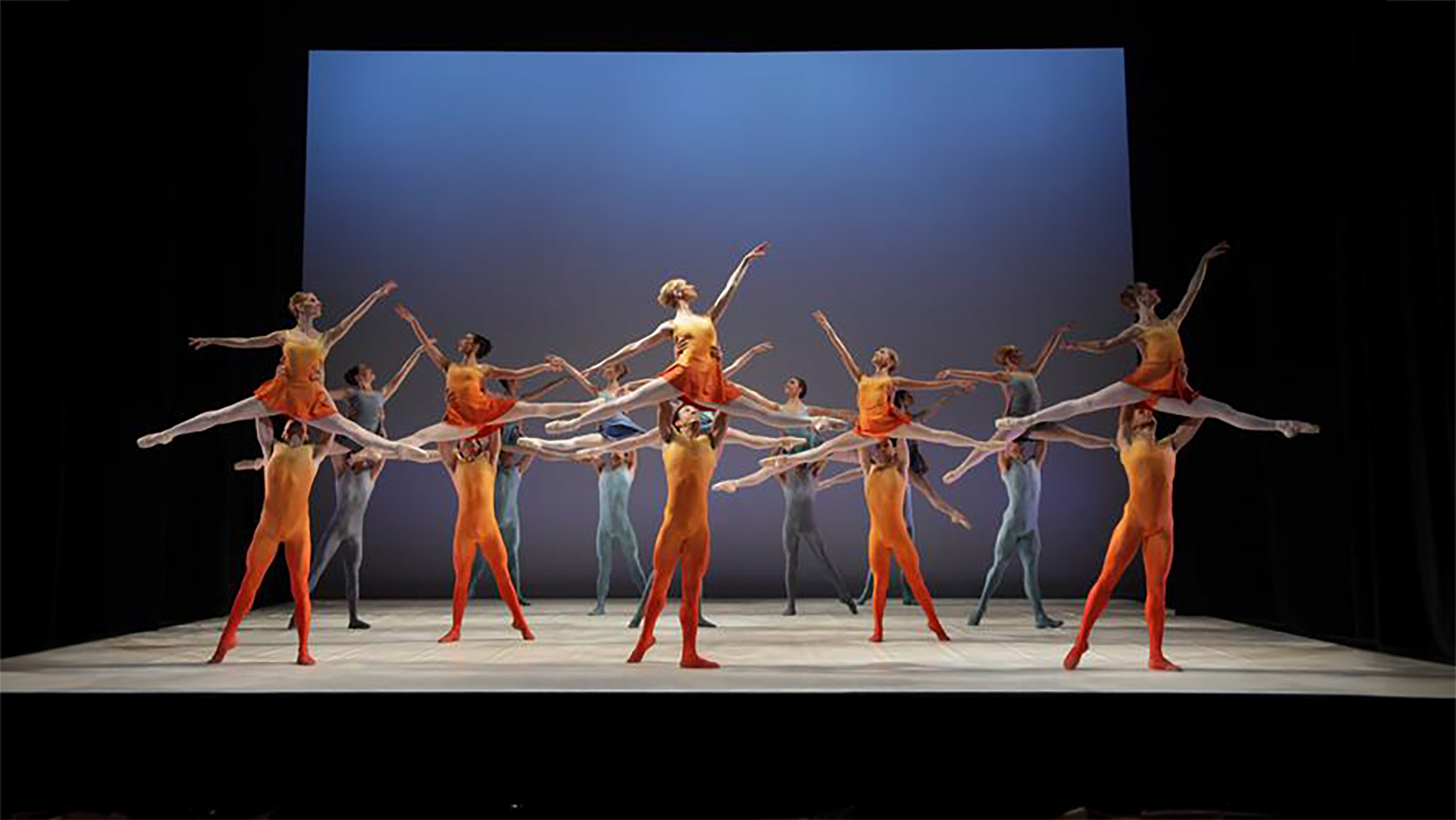 The Sarasota Ballet Performing Will Tuckett’s Changing Light | Photo by Frank Atura
