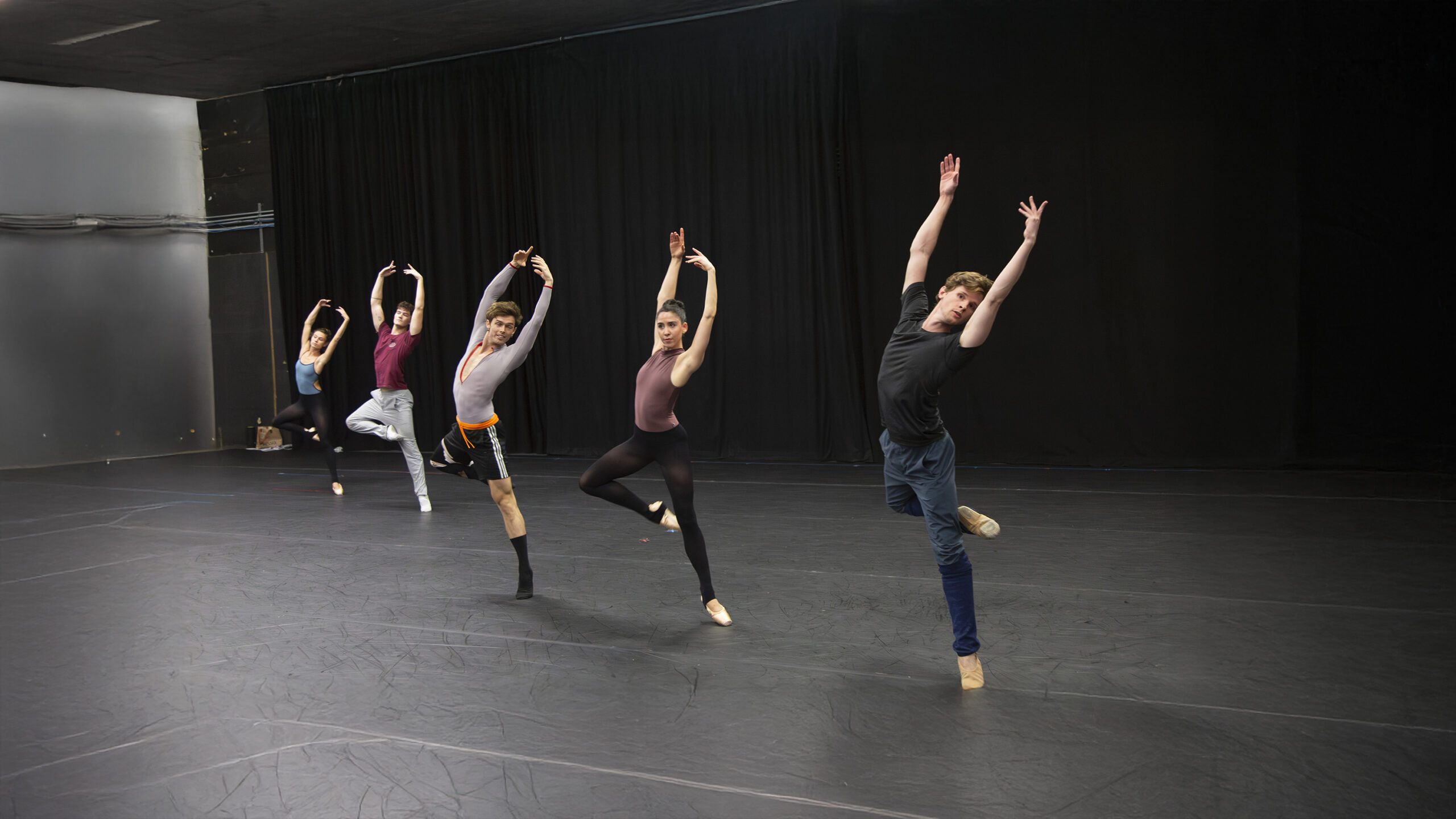 The Sarasota Ballet in Rehearsal with Ashley Page
