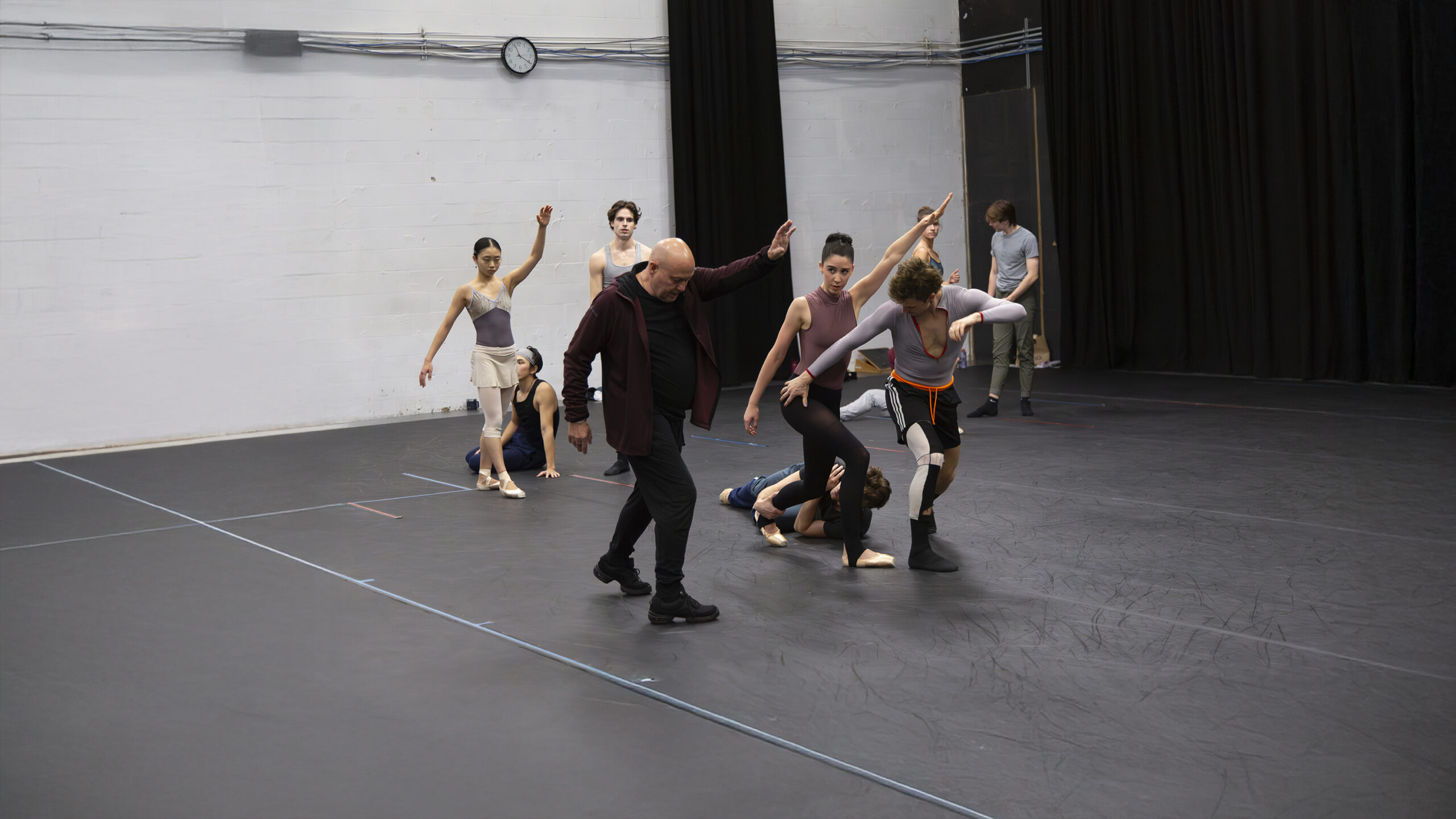 The Sarasota Ballet in Rehearsal with Ashley Page
