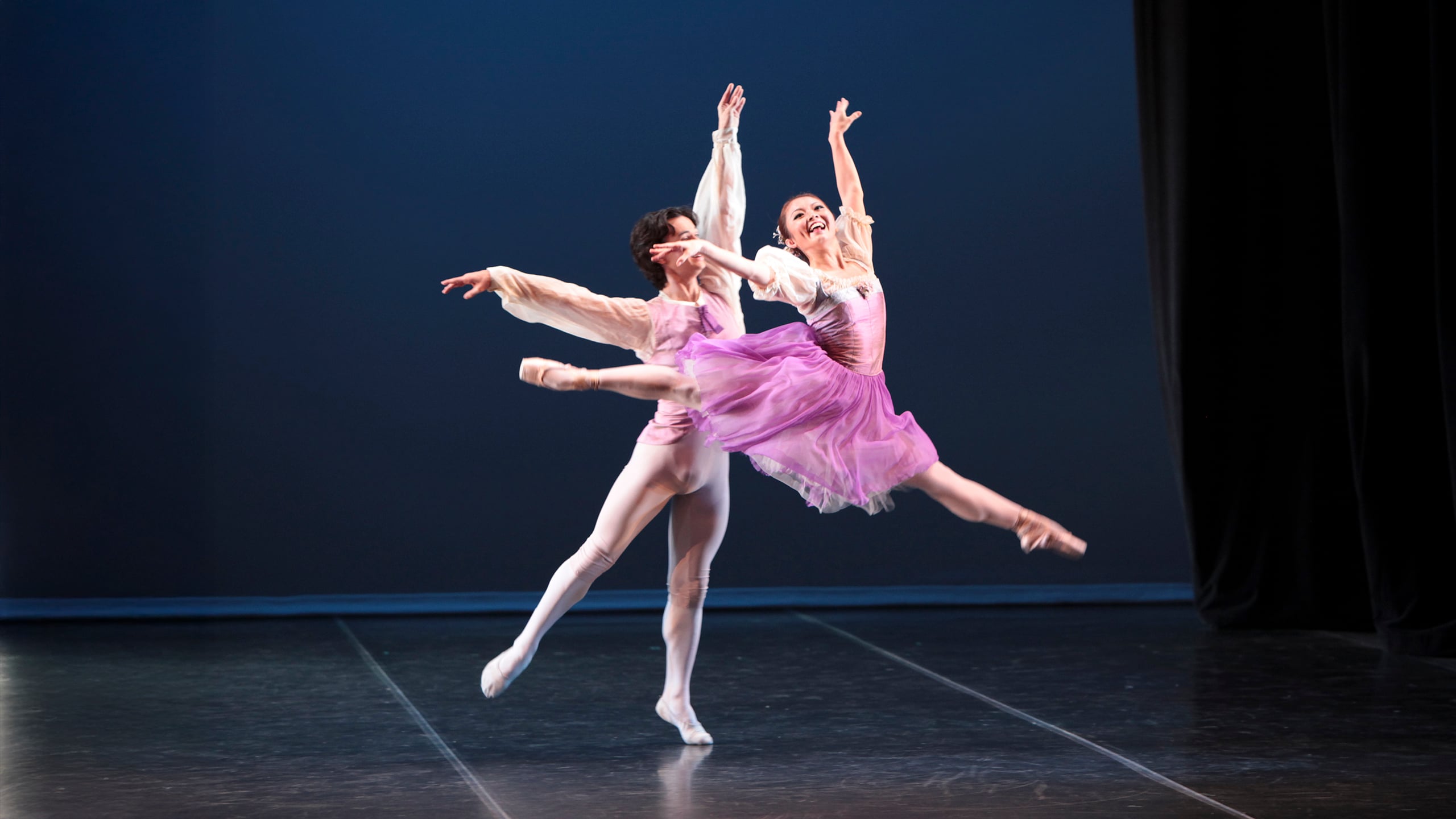 The Sarasota Ballet in Balanchine's Donizetti Variations