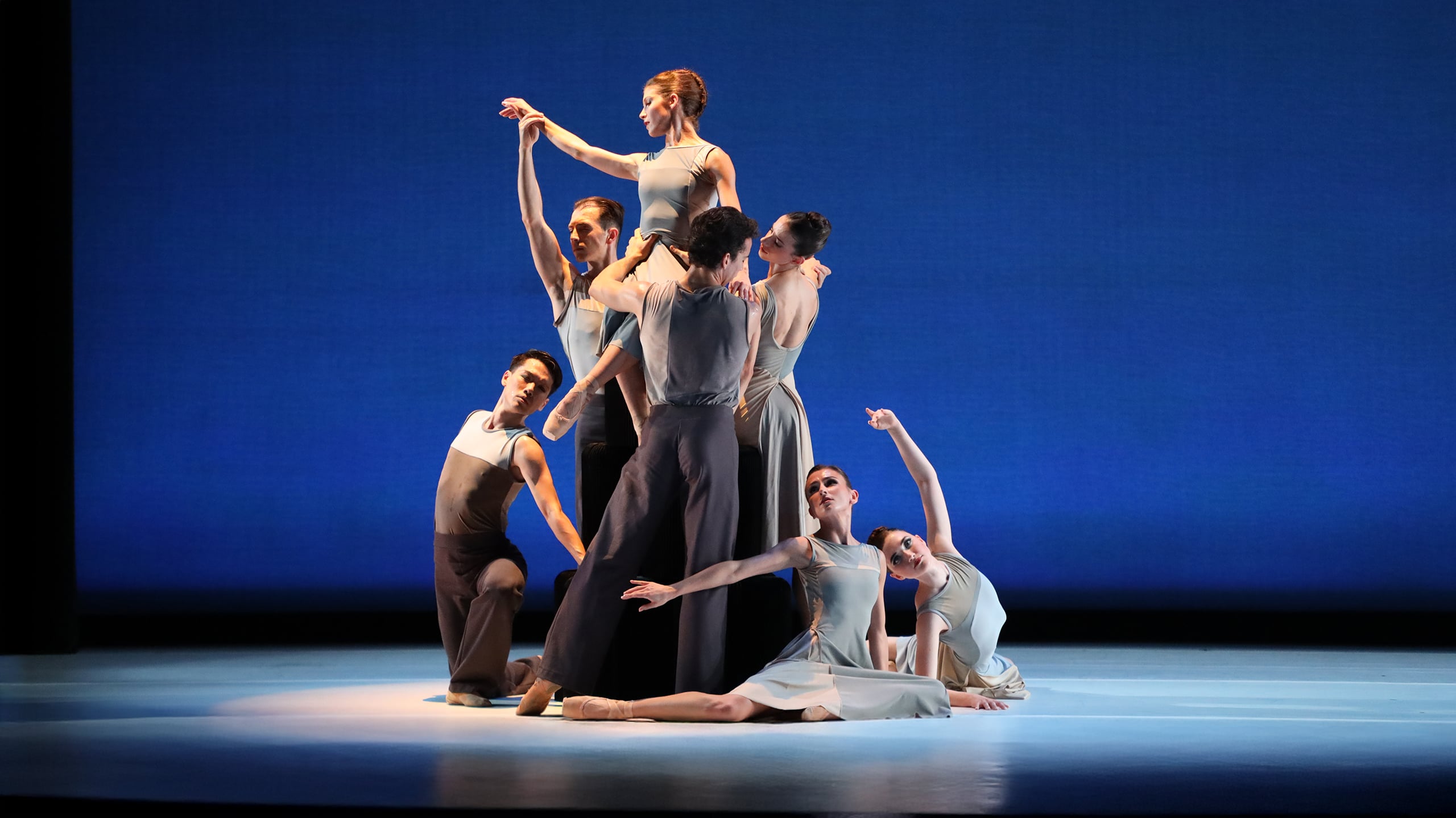 The Sarasota Ballet in Lang's Lyric Pieces